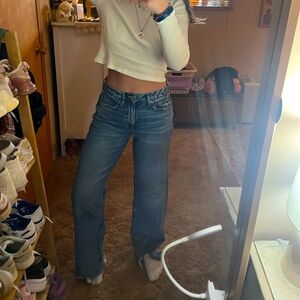 American Eagle Super High Rise Baggy Wide Leg Jean